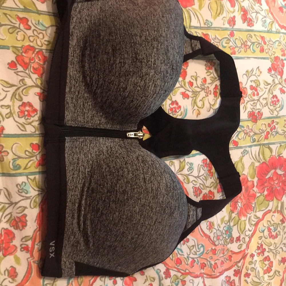 Victoria secrets workout bra